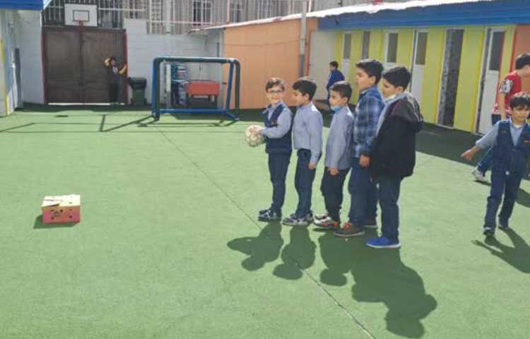 بازی مهیج جعبه سرگردان در بازی دبستانی 3