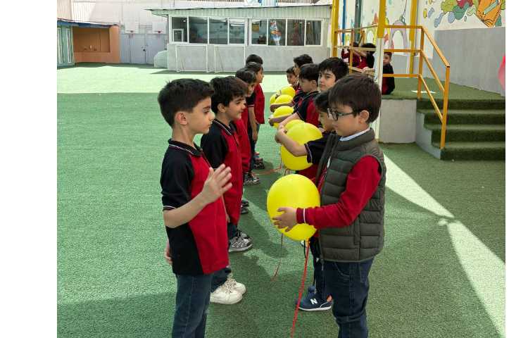 بازی های جسمی، حرکتی و تقویت حفظ تعادل و دقت و تمرکزی 3