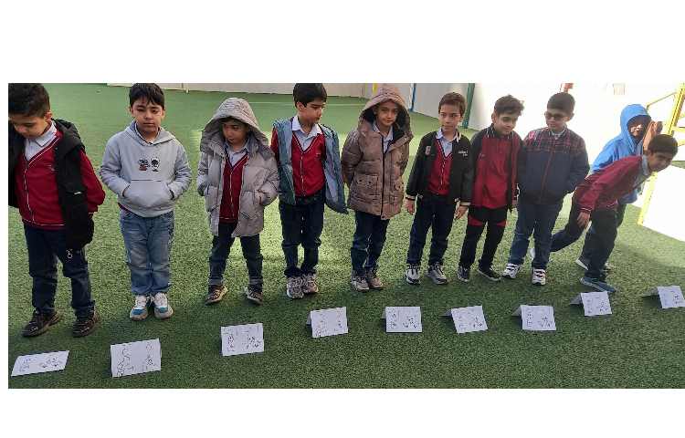 بازی های زبانی در صبحگاه هفته ملی علوم‌ 4