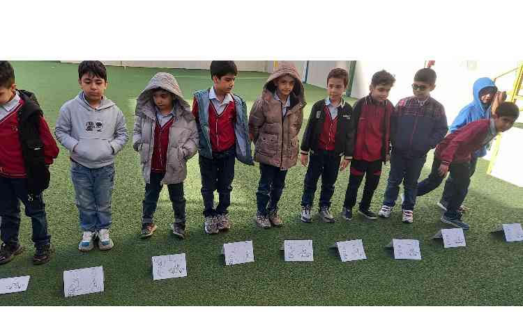 بازی های زبانی در صبحگاه هفته ملی علوم‌ 5