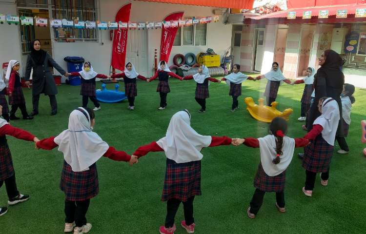 بازی های هدفمند دانش آموزان 1