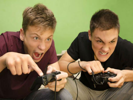 راه‌های کاهش اثرات منفی بازی‌های کامپیوتری بر نوجوانان
