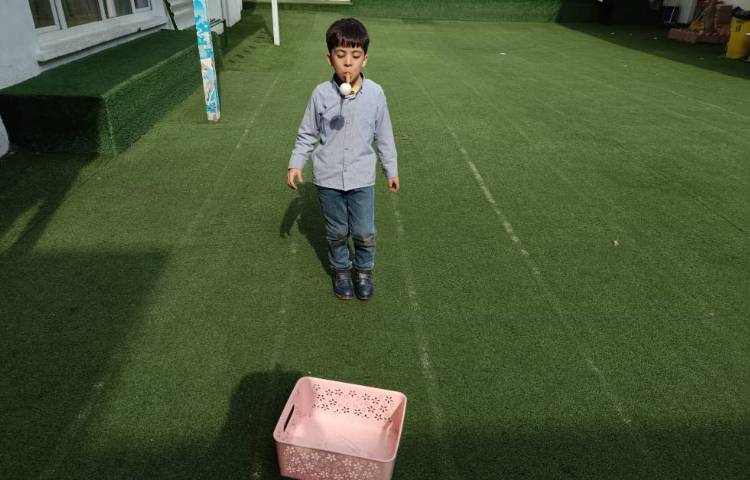 بازی هدفمند،توپ و حرکت انجام شد. 1