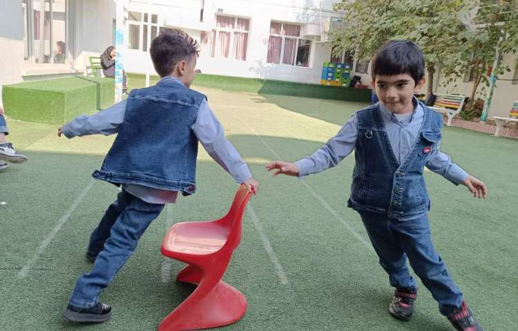 بازی هدفمند.صندلی بازی 2