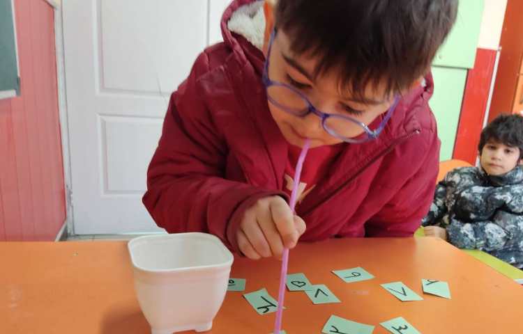 بازی هدفمند اعداد با استفاده از نی