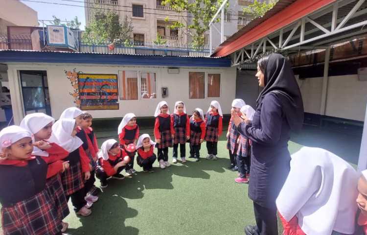 بازی هدفمند با توپ 1