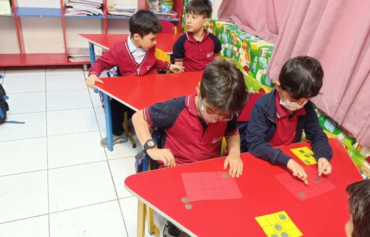 بازی هدفمند (جدول پوم پوم) 4