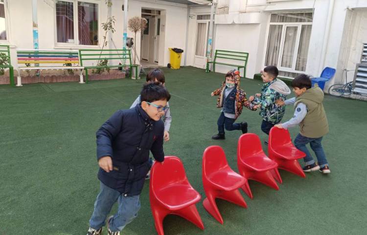 بازی هدفمند: صندلی بازی 3