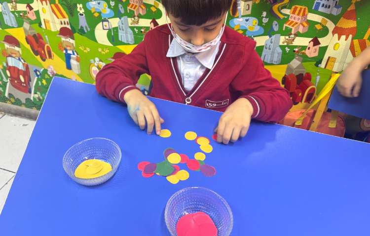 بازی هدفمند: مهره‌های رنگی 3