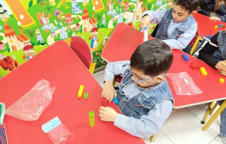 بازی هدفمند ،چیدمان چینه ،اموزش عدد و الگویابی 3