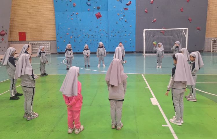 بازی وسطی دایره ای 1