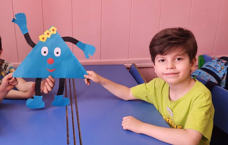 : بازی و ریاضی، آموزش اشکال هندسی 6