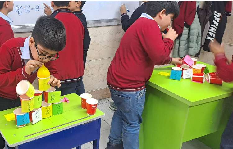 بازی و ریاضی جمع کسرها به صورت گروهی 7