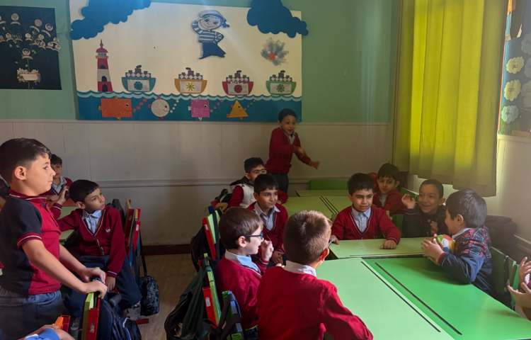 بازی و یادگیری اکشن ue