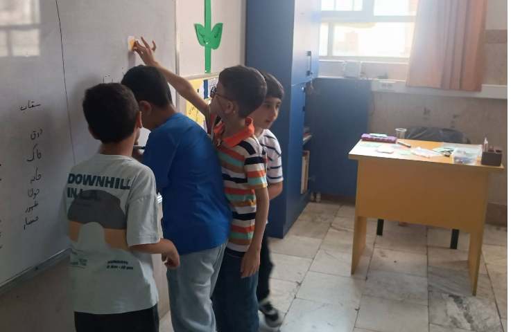 بازی پیدا کردن کلمات 1