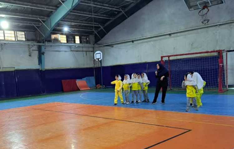 بازی گروهی 4