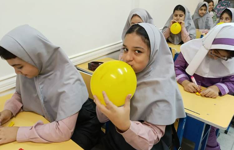 بازی یخ شکن بادکنک 4