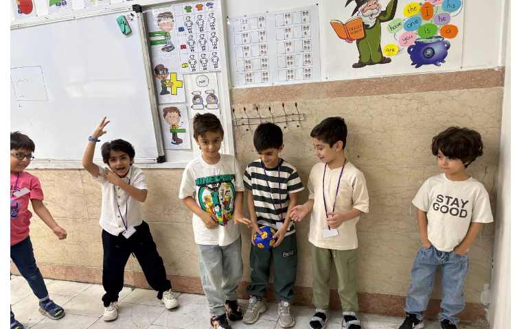 بازی یخ شکن با توپ شیطون جهت معرفی دانش اموزان 3