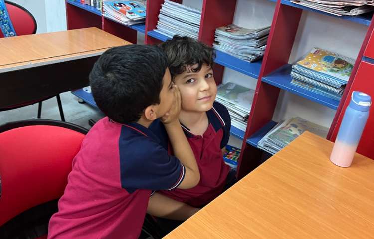 بازی یک کلاغ چهل کلاغ جهت تمرین مثال‌های Aa 4