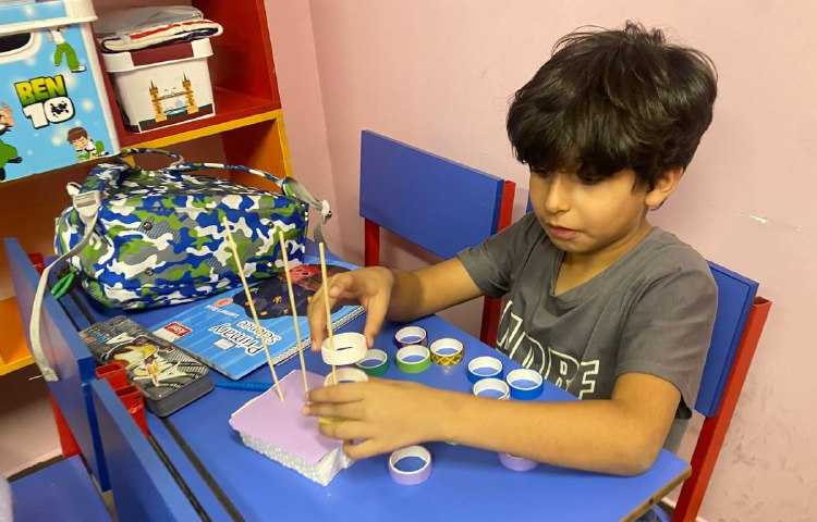 بازی hundreds,tens,ones 1