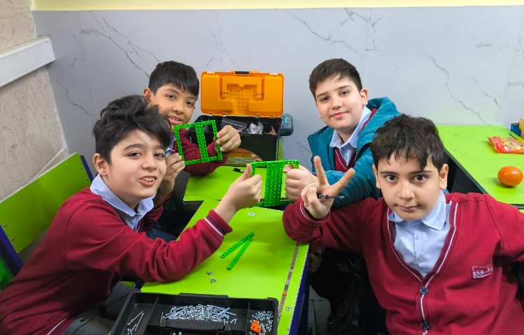 باز کردن منجنیق ها و شروع ساخت آسیاب بادی 2