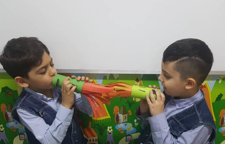 با توجه به نشانه ا کاردستی اژدها درست شد 2