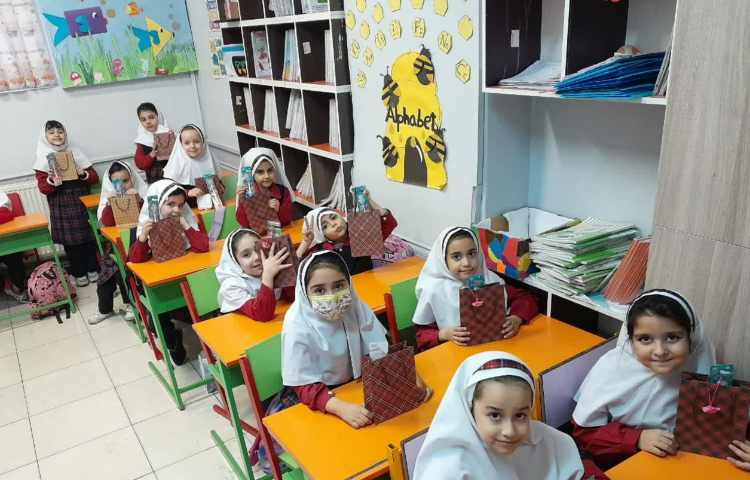 با سواد شدنت مبارک 3