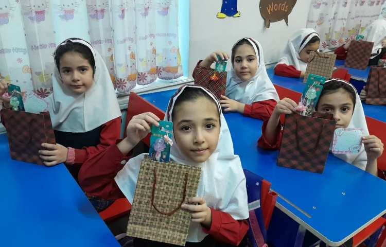 با سواد شدنت مبارک 4