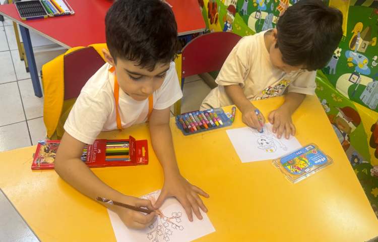 با طبیعت:کاردستی زمین پاک 3