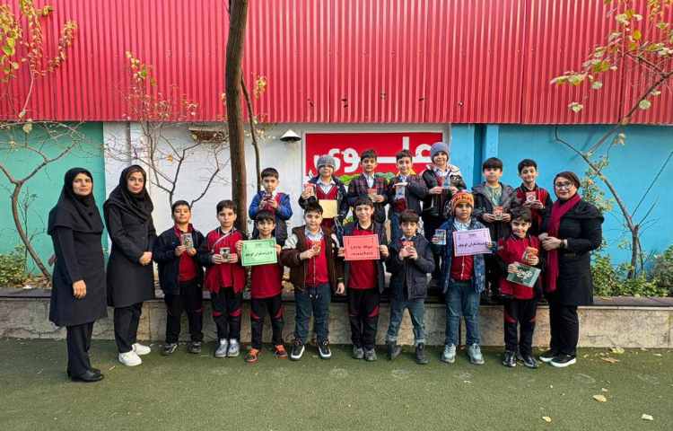 با پژوهشگران کوچک علوی 3