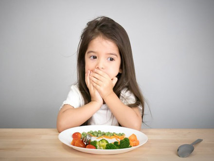 با کودک بدغذا چه کنیم؟