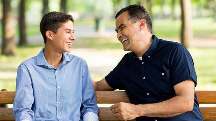 بحران نوجوانی چیست و چه ویژگی‌هایی دارد؟