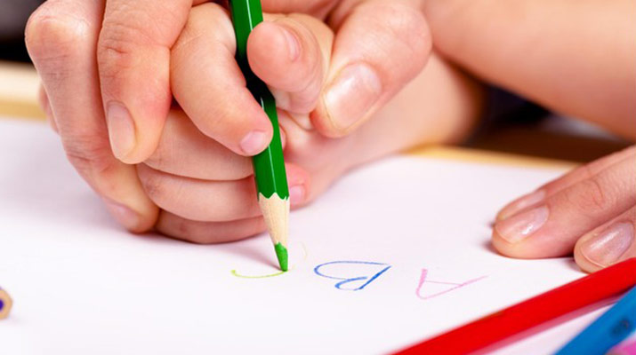دلیل بدخط بودن کودکان چیست؟