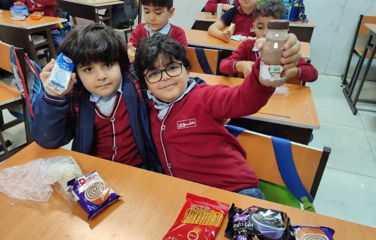 برای ایجاد انگیزه درس (ص) صبحانه سلامت در کلاس برگزار شد. 2