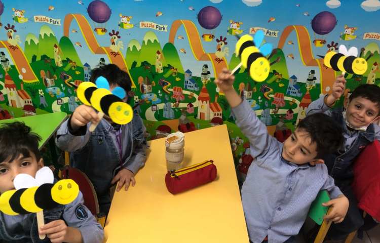 برای تثبیت نشانه‌ی (ز) کاردستی زنبور درست کردیم 4