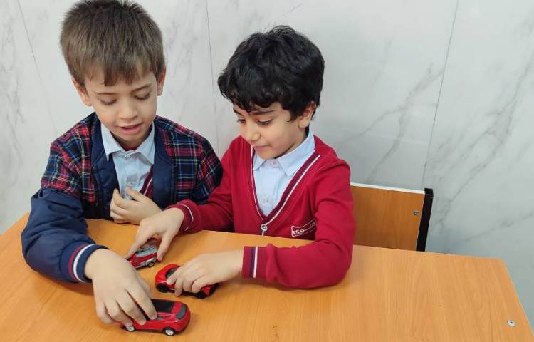 برای تثبیت یادگیری سطح( صاف،شیب‌دار) بازی با ماشین انجام شد. 2