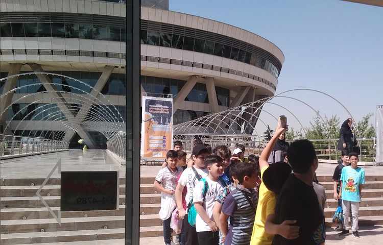 برج میلاد 10