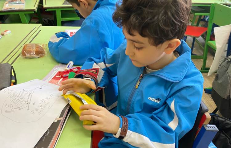 :بررسی بسته بندی محصولات مختلف و توجه به نوشته ها و علائم روی آن 4