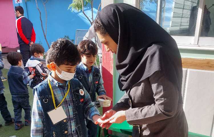 :بررسی بهداشت فردی دانش آموزان 10