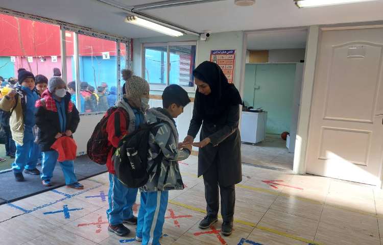 :بررسی بهداشت فردی دانش آموزان 8