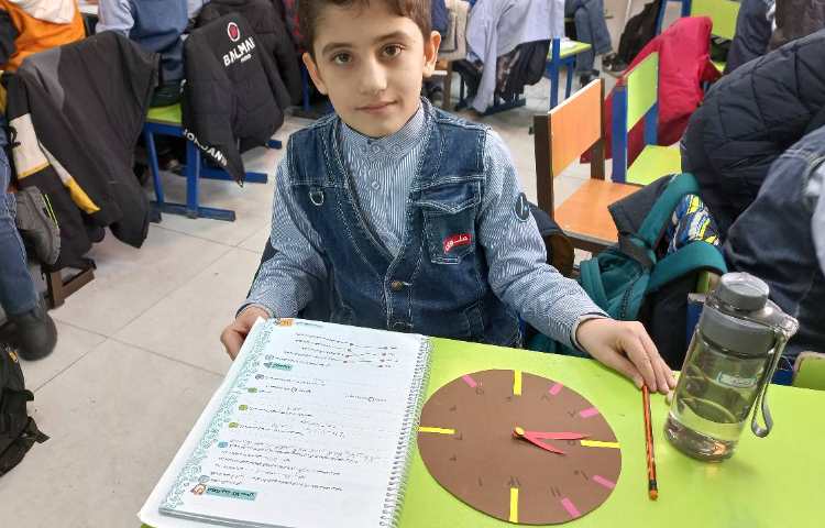 بررسی کتاب کار ریاضی