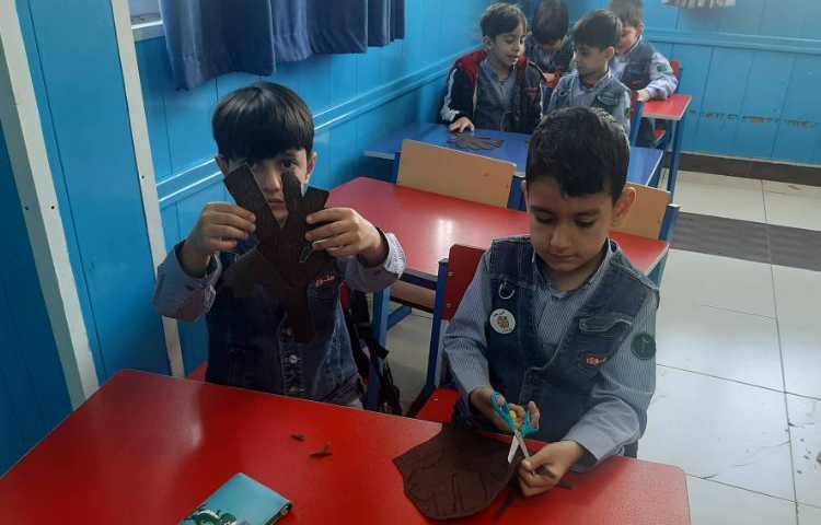 برش درخت نمدی برای کاردستی بوم چهار فصل 2