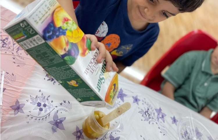 برنامه دستپخت با موضوع درست کردن آلاسکای میوه ای 5