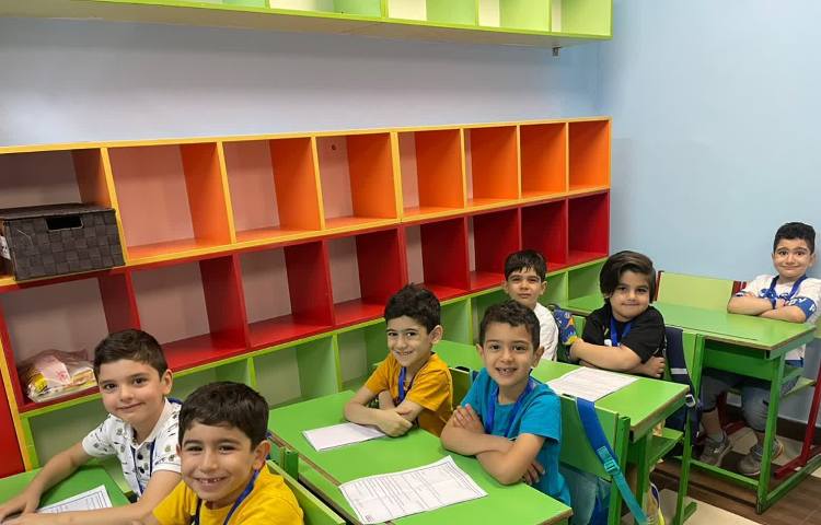 برنامه معارفه و زیبا ساختن روز 2