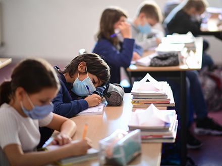 برنامه‌ی کشورها برای بازگشایی مدارس در دوران کرونا