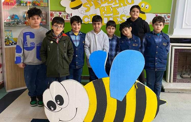 برندگان مرحله اول مسابقه زبانی اسپلینگ بی دبستان علوی 3