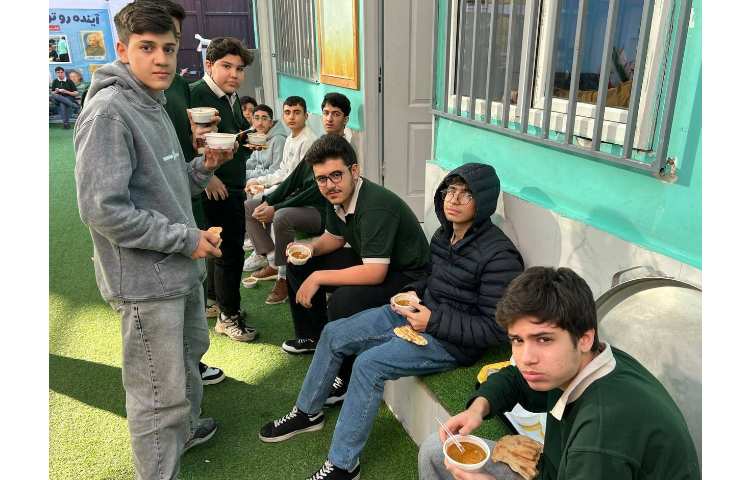 برپایی ایستگاه صلواتی به مناسبت ایام فاطمیه 4