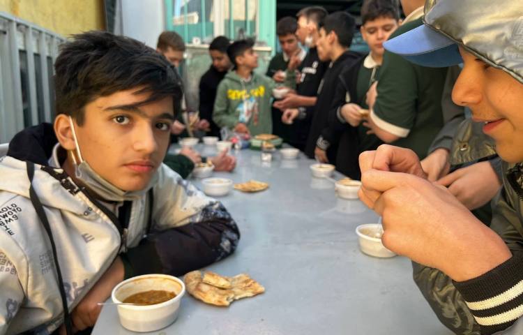 برپایی ایستگاه صلواتی به مناسبت ایام فاطمیه 8