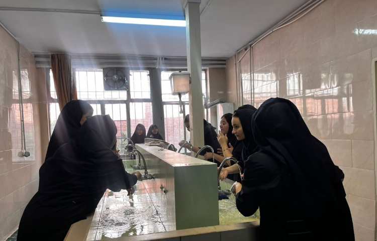 برپایی نماز جماعت 1