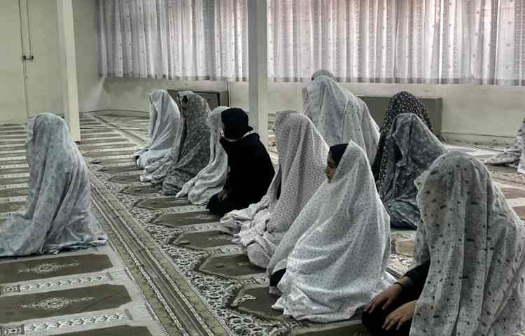 برپایی نماز جماعت 3